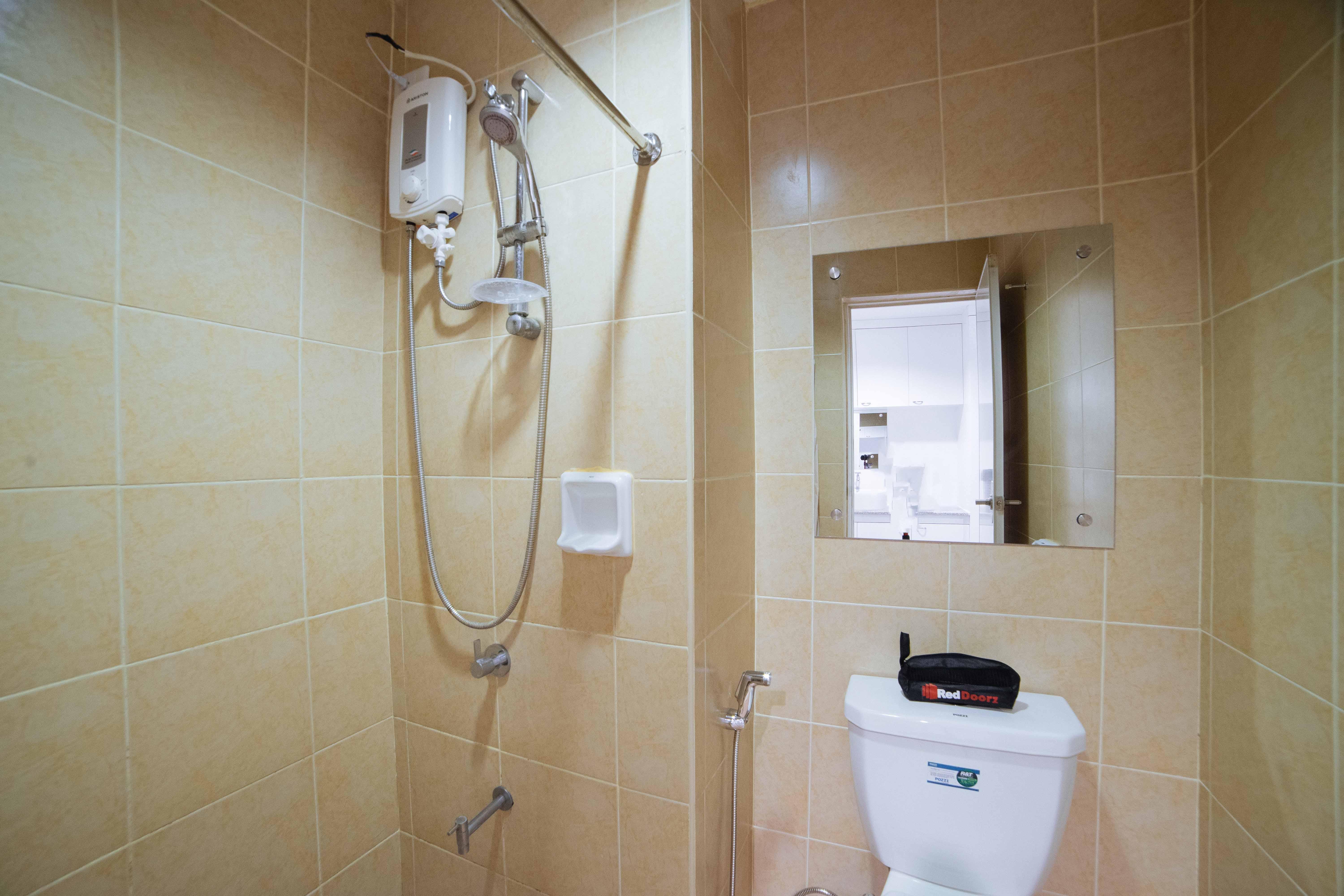 Reddoorz Plus @ Roxas Street Davao City Екстериор снимка