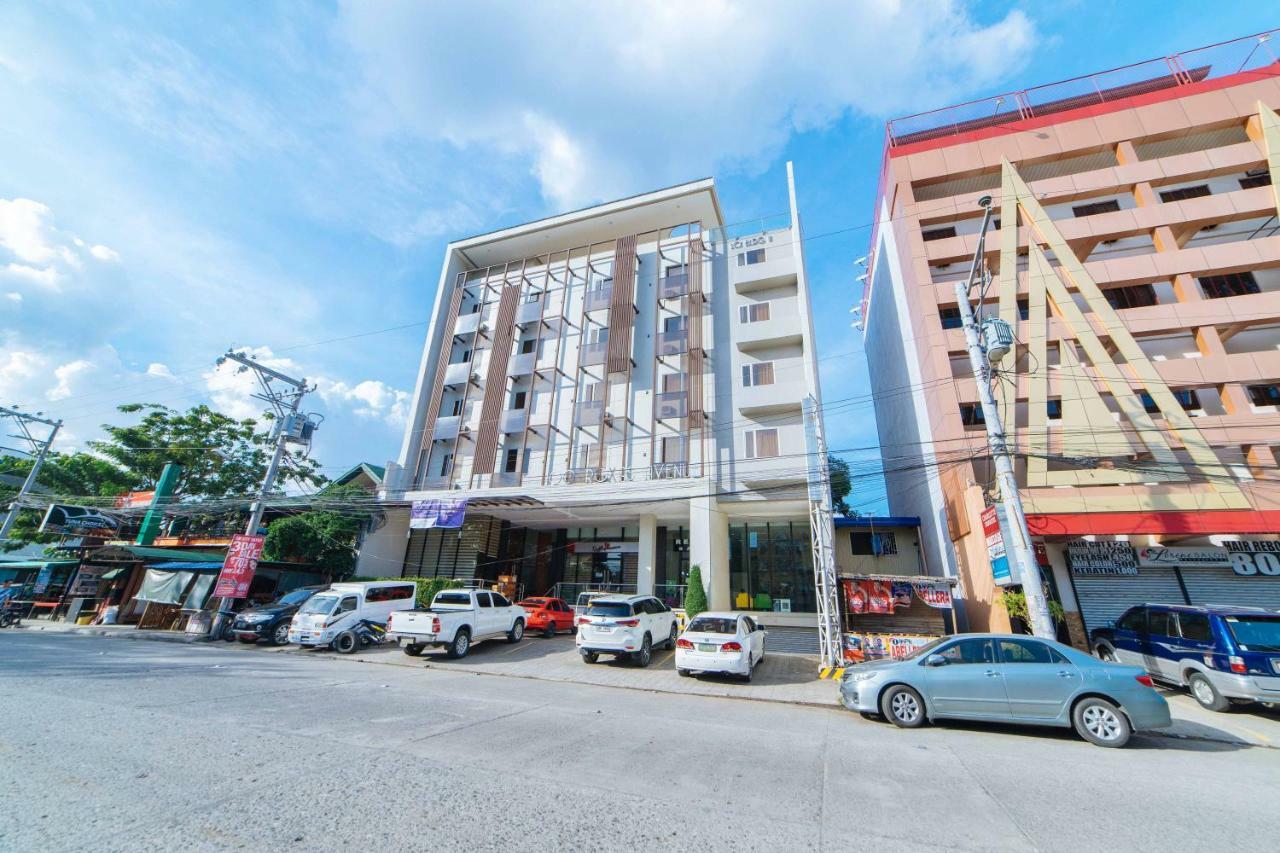 Reddoorz Plus @ Roxas Street Davao City Екстериор снимка