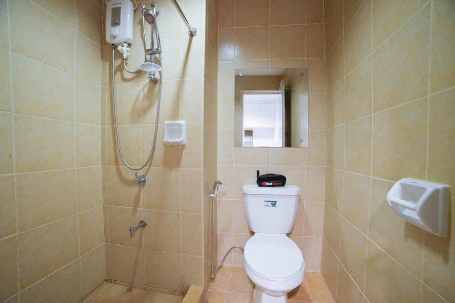 Reddoorz Plus @ Roxas Street Davao City Екстериор снимка